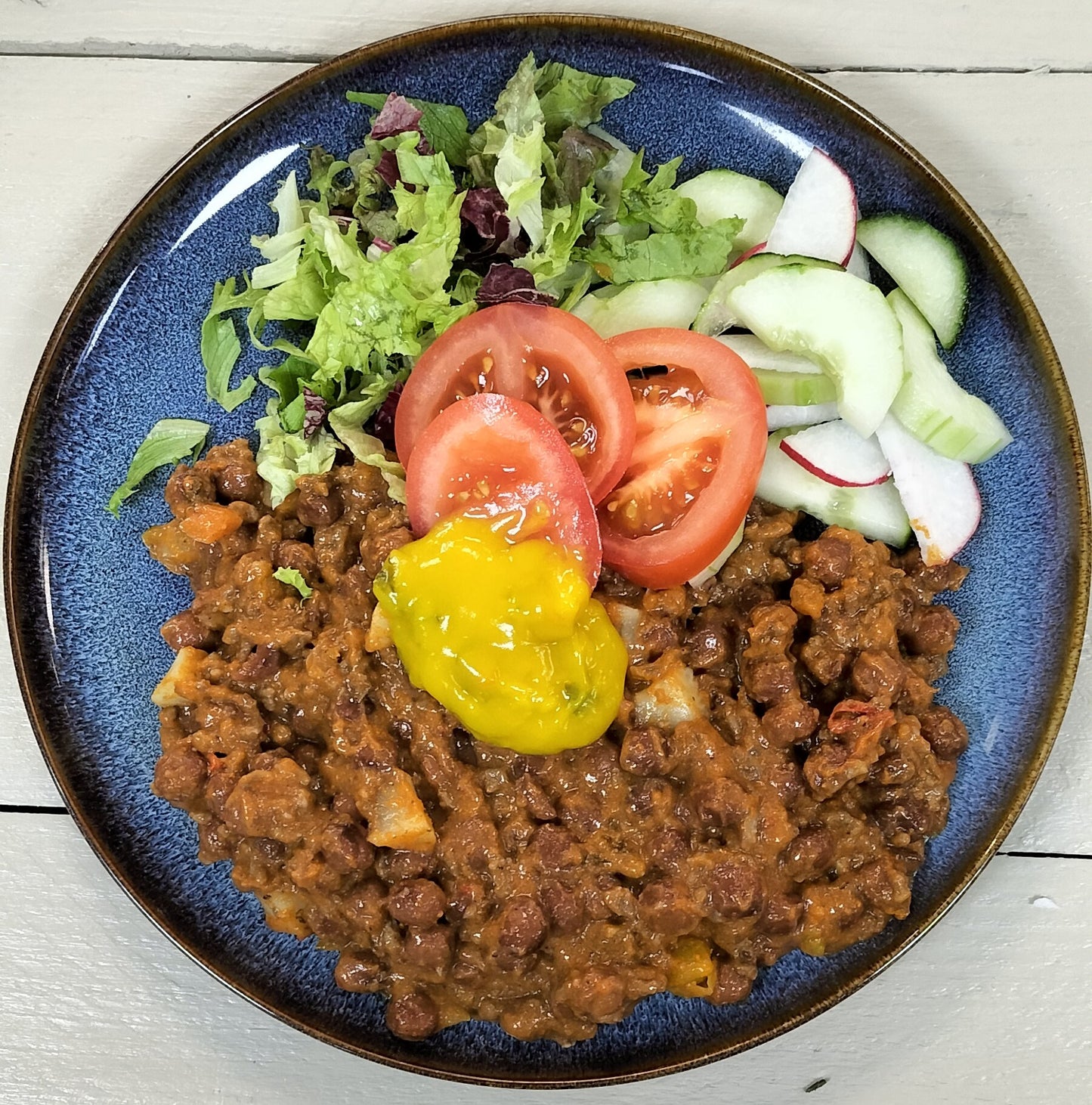 Kapucijner schotel + Gehakt, piccalilly, selderij, paprika, prei. Rauwkost