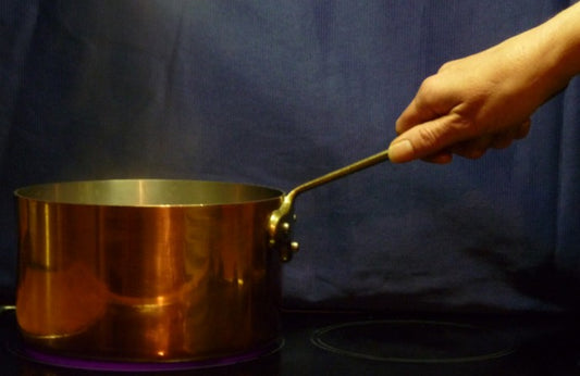 Gehakt met Ui, jus, spinazie, gekookte aardappelen ( 31-vr-C)